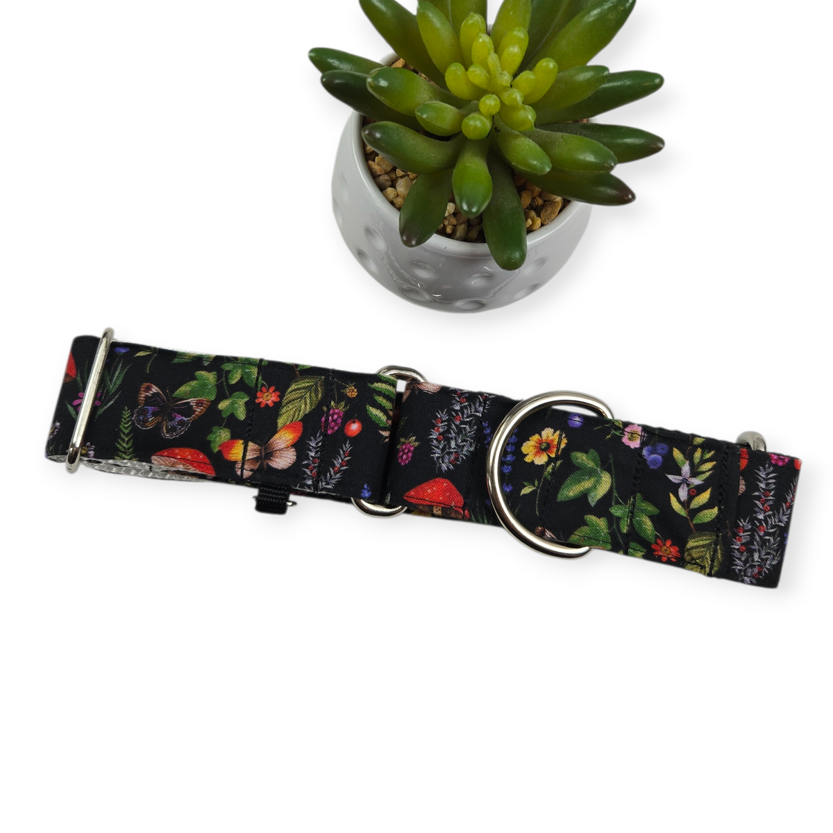 Cottagecore Martingale Dog Collar (Large, 1.5" wide)