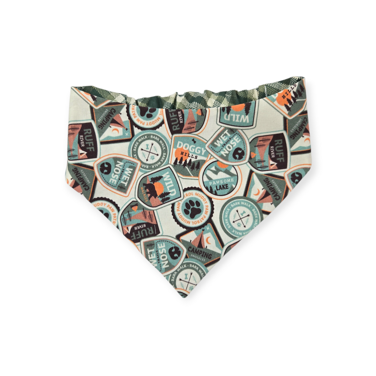 Dog Camping Adventures/Green Plaid Reversible Slip-on Scrunchie Bandana (Medium/Large)