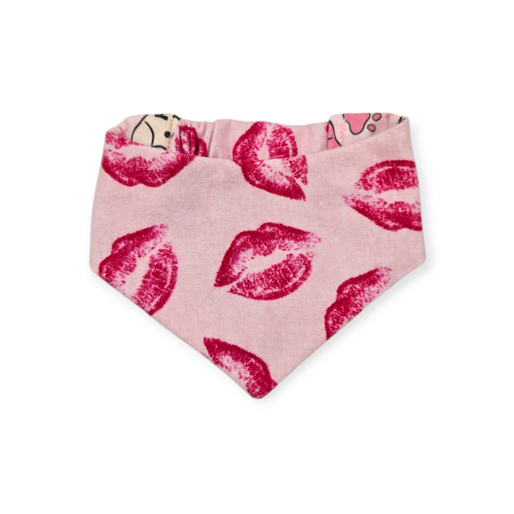 Conversation Hearts Bones/Kisses Slip-on Scrunchie Bandana (Medium)