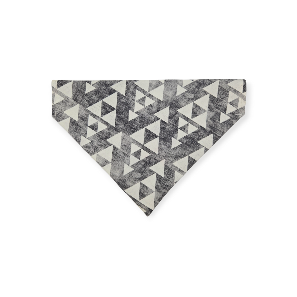 Symbols of Texas/Stacked Onyx Triangles Reversible Slide-on Bandana (Large)