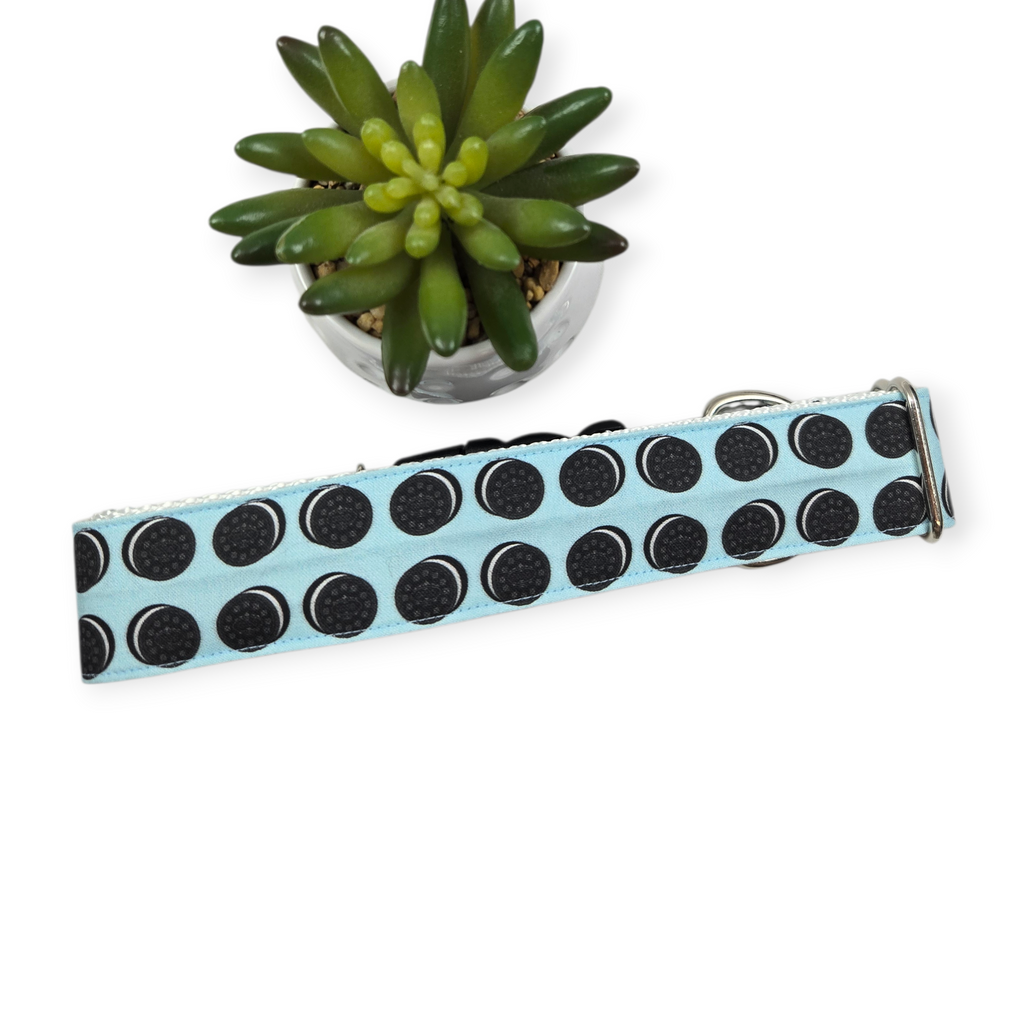 Cookies & Cream - Light Blue Dog Collar (X-Large, 1.5" wide)