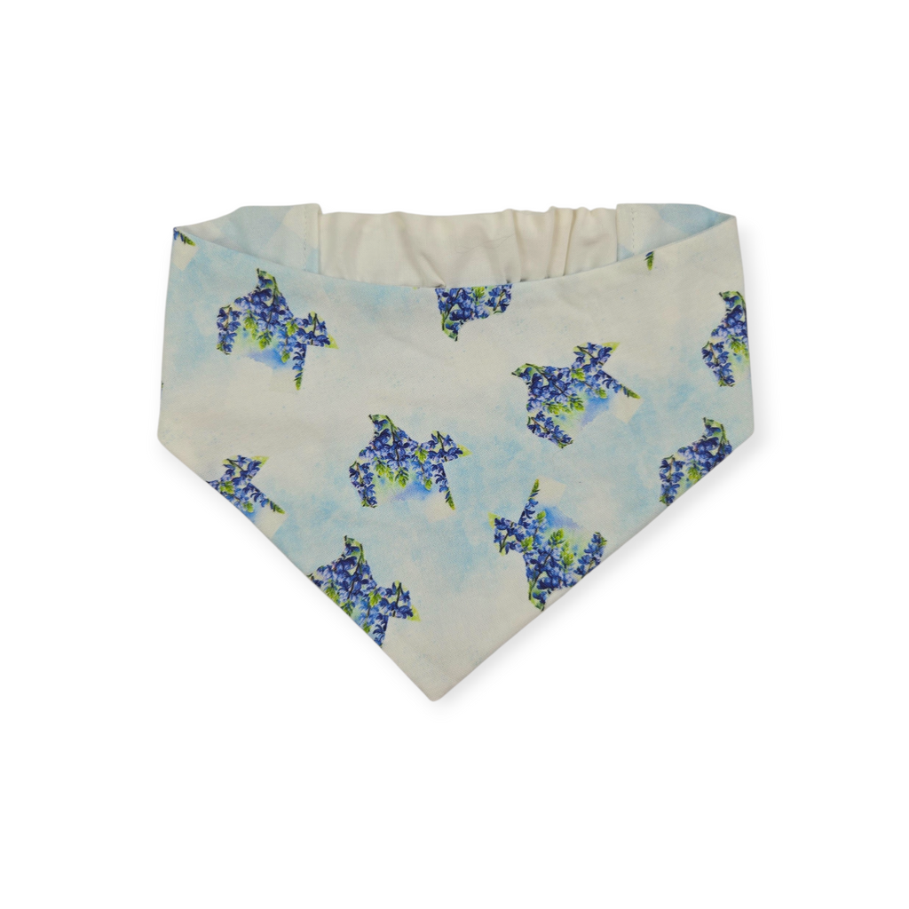 Texas Shaped Bluebonnet/Blue Watercolor Plaid Reversible Slip-on Scrunchie Bandana (Medium)