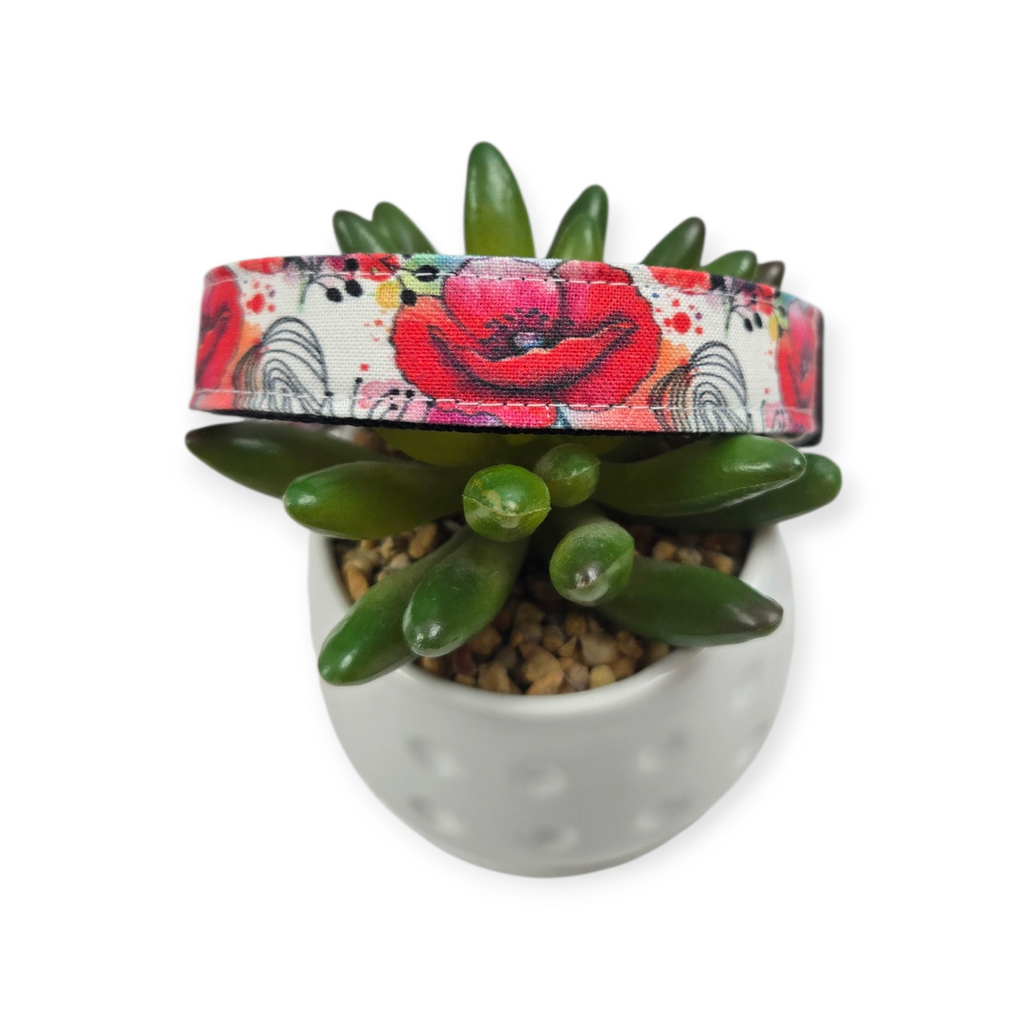 Watercolor Poppies (var #2) Dog collar (Medium)
