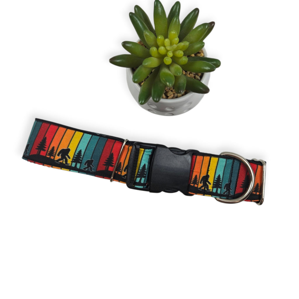 Retro Sasquatch Dog Collar (XX-Large, 1.5" wide)