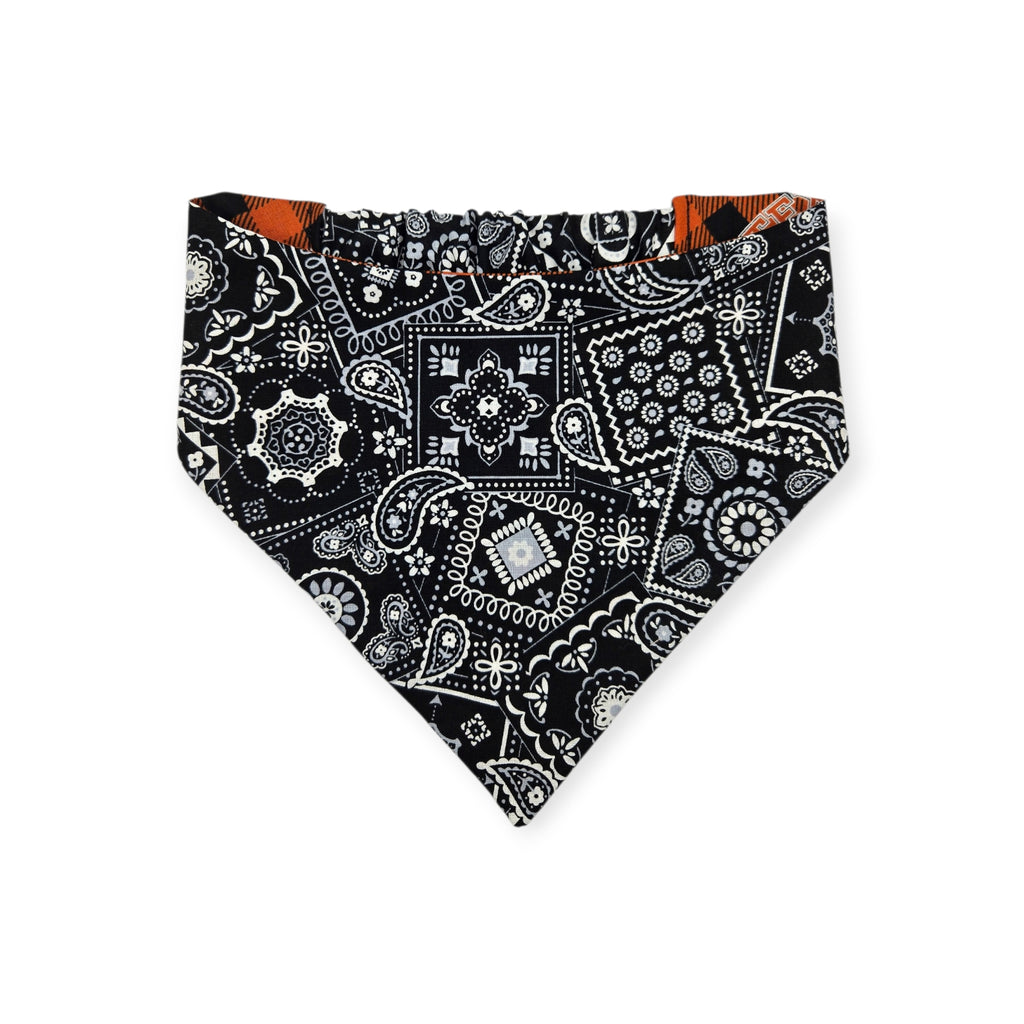 Texas Buffalo Plaid/Black Paisley Reversible Slip-on Scrunchie Bandana (Large/X-Large)