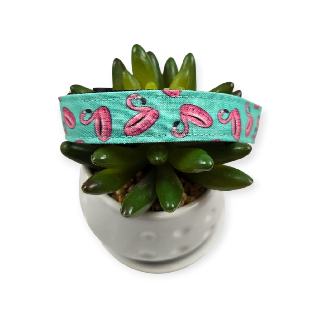 Flamingo Float Toss Dog collar (Medium)