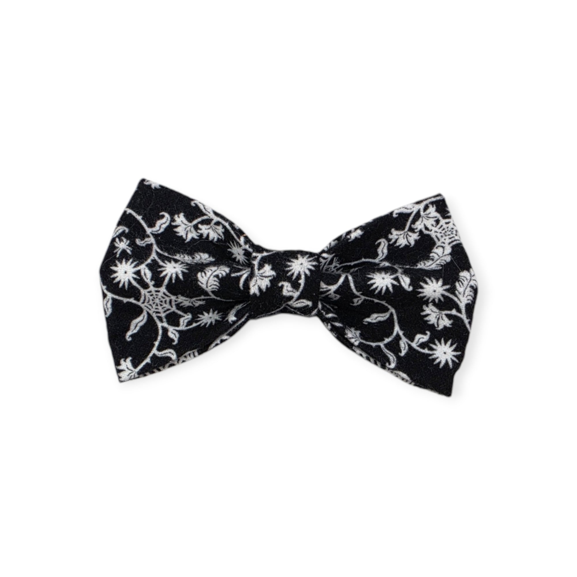 Vines & Webs Bowtie - 5"