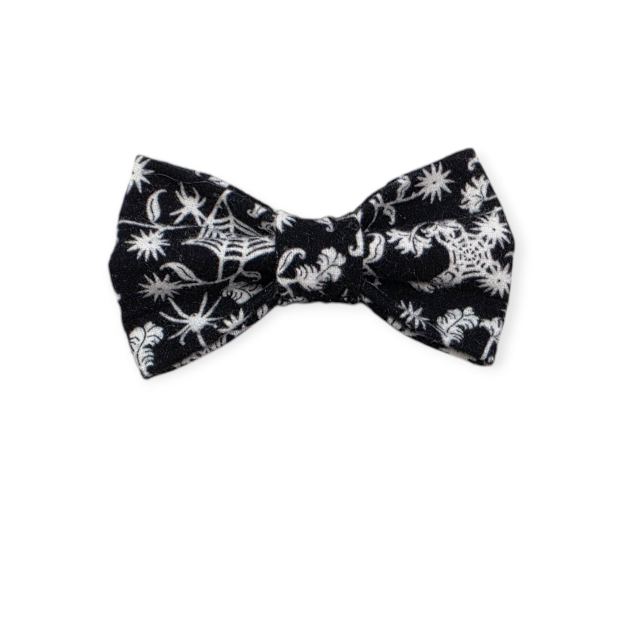 Vines & Webs Bowtie - 4"
