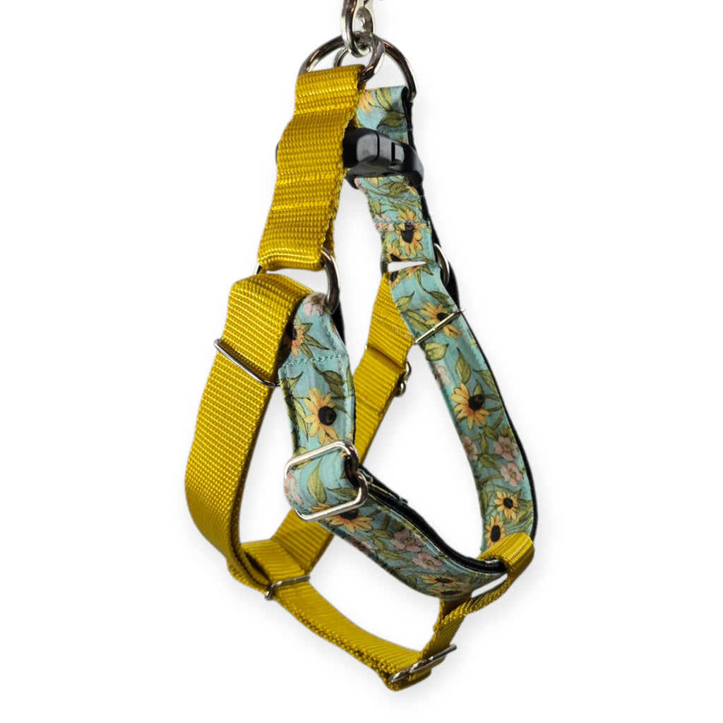 Daisies on Blue Step-In Harness (Medium)