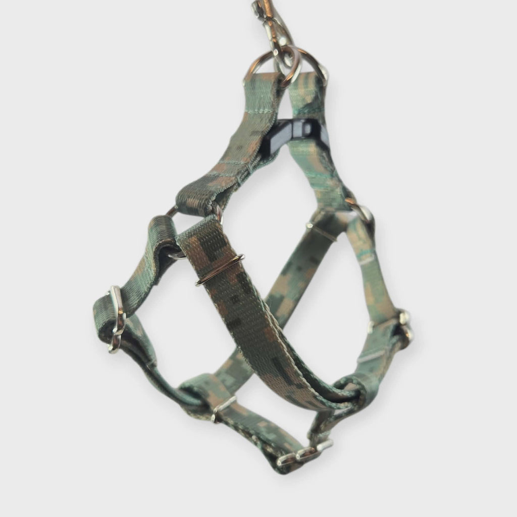 Mint Digital Camo Step-In Harness (X-Small)