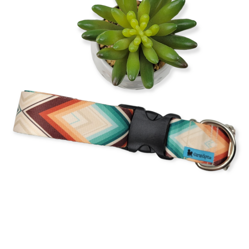 Sedona Arrows Dog Collar (XXX-Large, 1.5" wide)