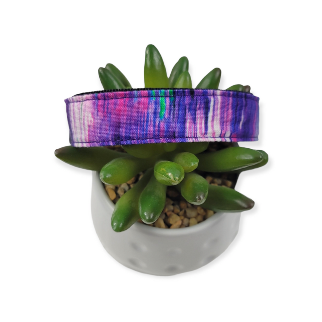 Watercolor Streaks in Pink & Purple Dog Collar (Medium)