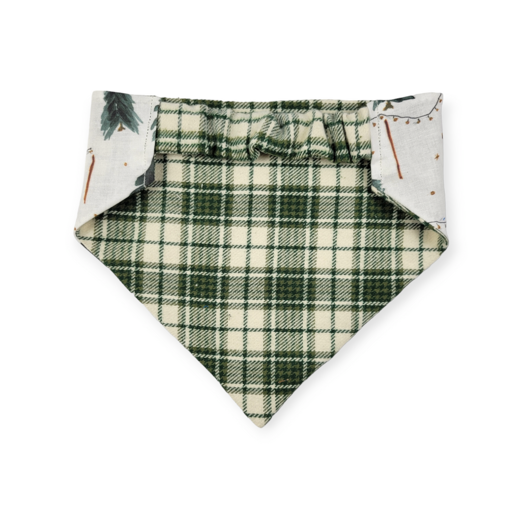 Christmas Tree Farm/Green Plaid Slip-on Scrunchie Bandana (Medium/Large)