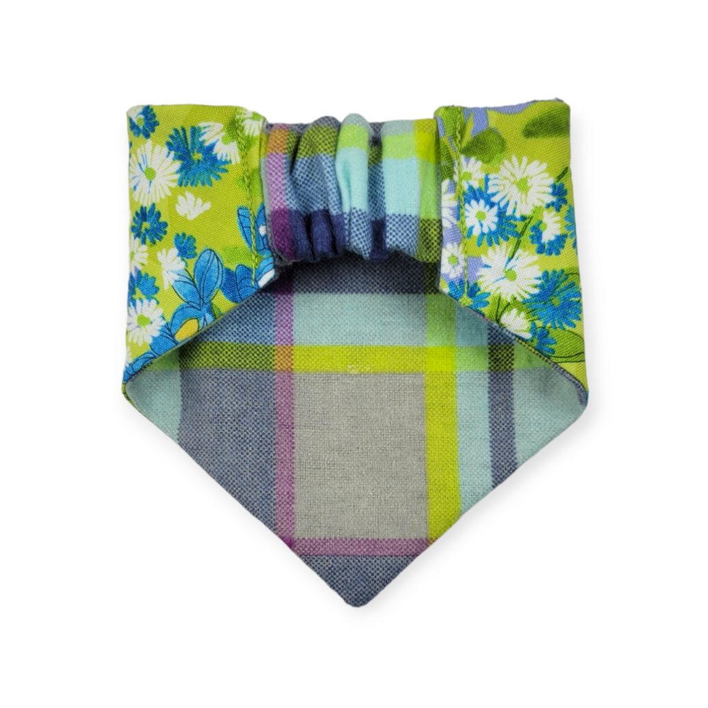 Wild Blossoms/ Artichoke Plaid Slip-on Scrunchie Bandana (XX-Small)