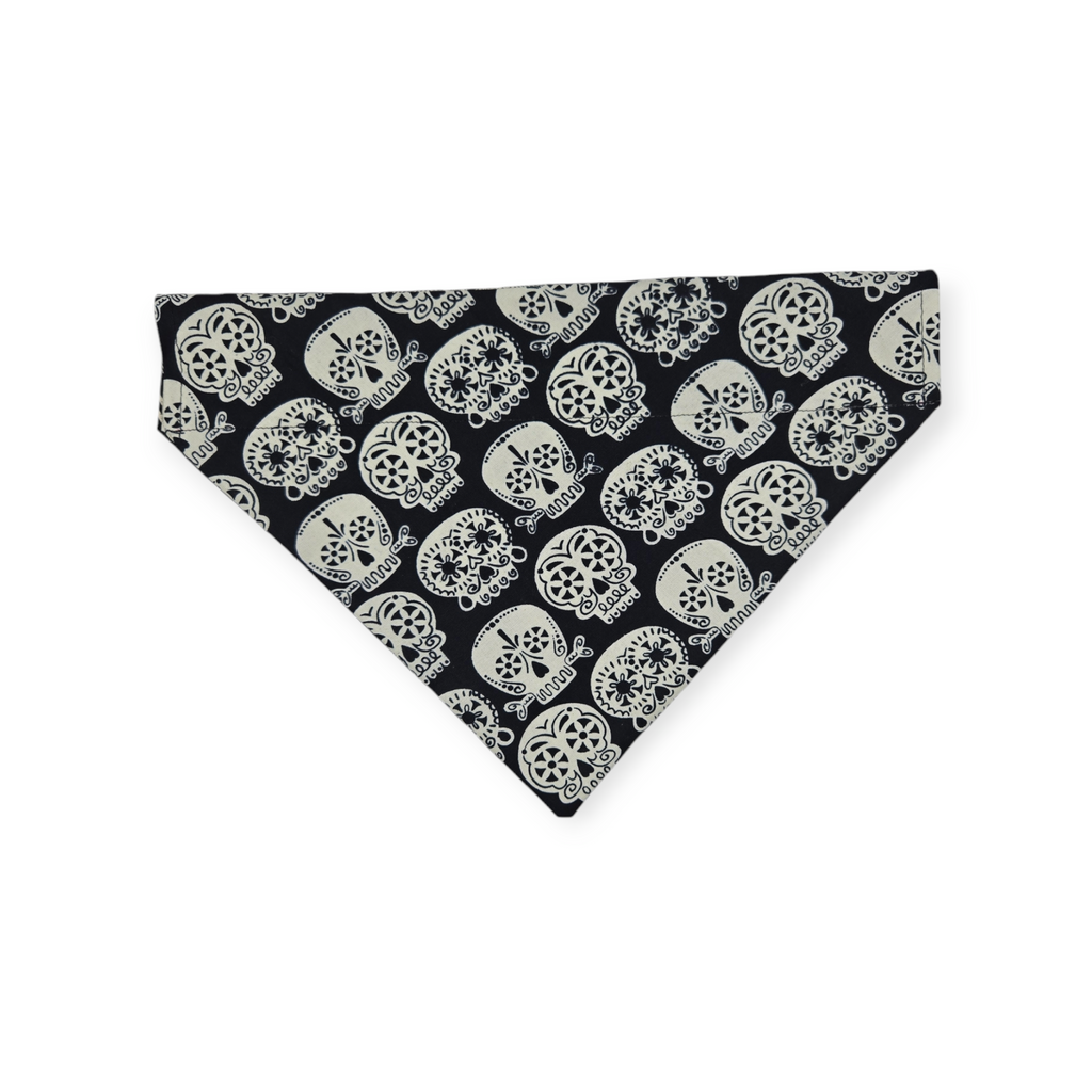Glow-in-the-dark Sugar Skulls/Black & White Plaid Reversible Slide-on Bandana (Large)