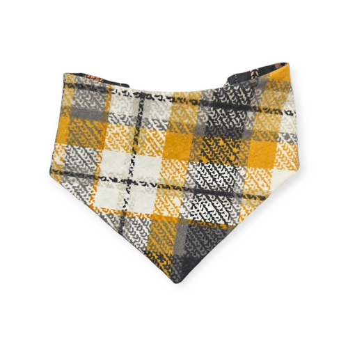 Bavarian Pretzels & Beer/ Gray & Mustard Plaid Slip-on Scrunchie Bandana (Small)