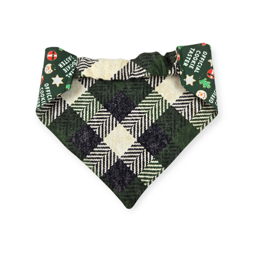 Cookie Tester/Green Plaid Reversible Slip-on Scrunchie Bandana (Medium/Large)