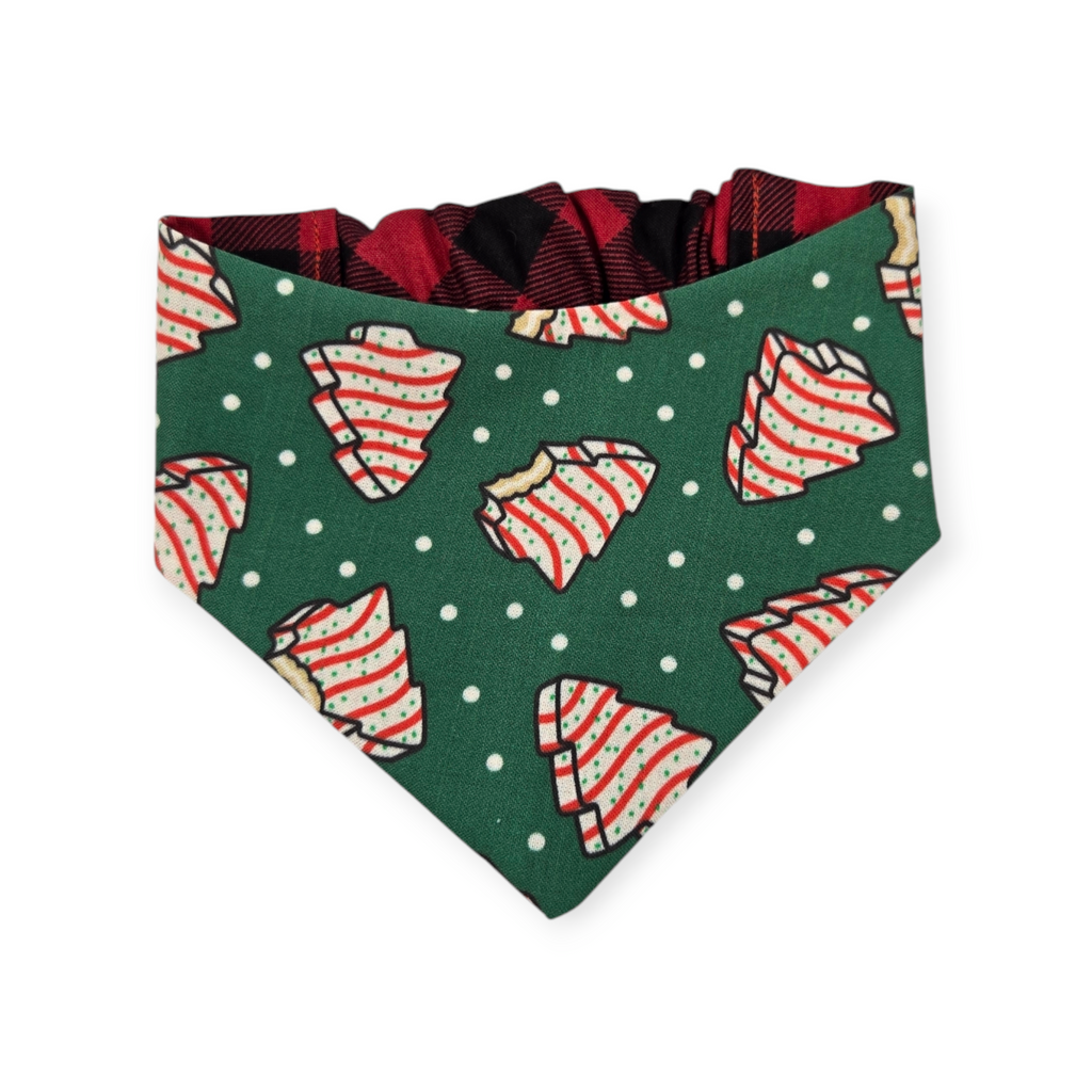 Snack Cake Trees/Red Bufflo Plaid Reversible Slip-on Scrunchie Bandana (Small)