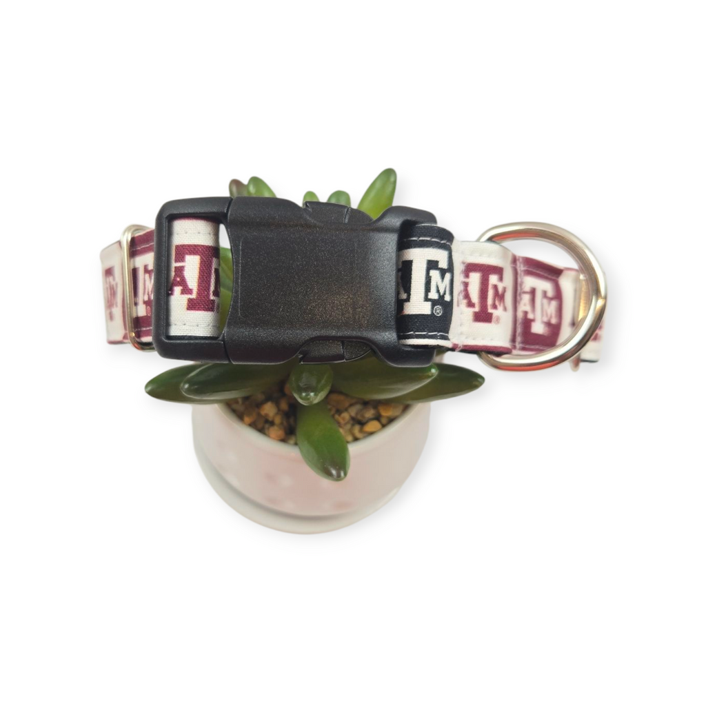 A&M Collegiate Check Dog Collar (Medium, 1" wide)