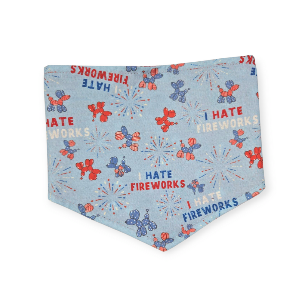 I Hate Fireworks/Red Paisley Reversible Tie-on Bandana (Medium)