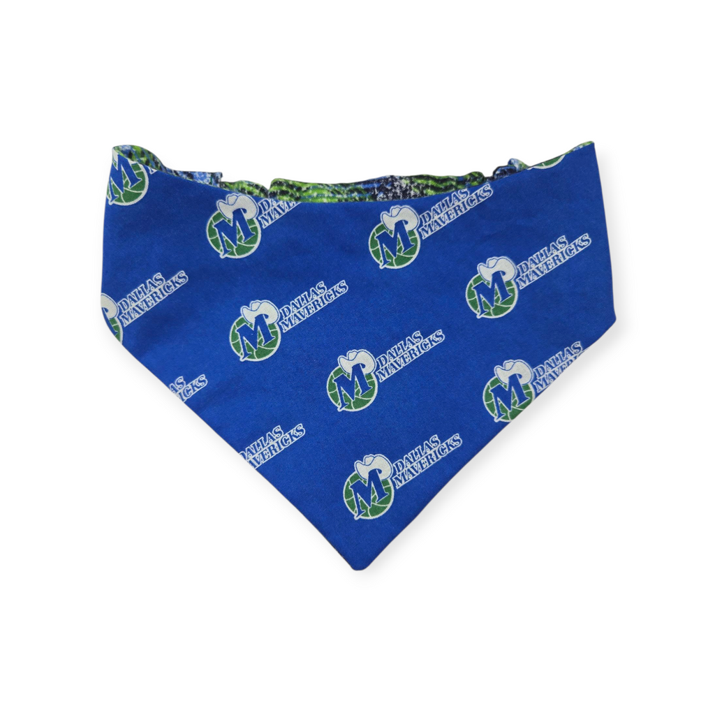 Mavericks/Distressed Plaid Reversible Slip-on Scrunchie Bandana (Small)