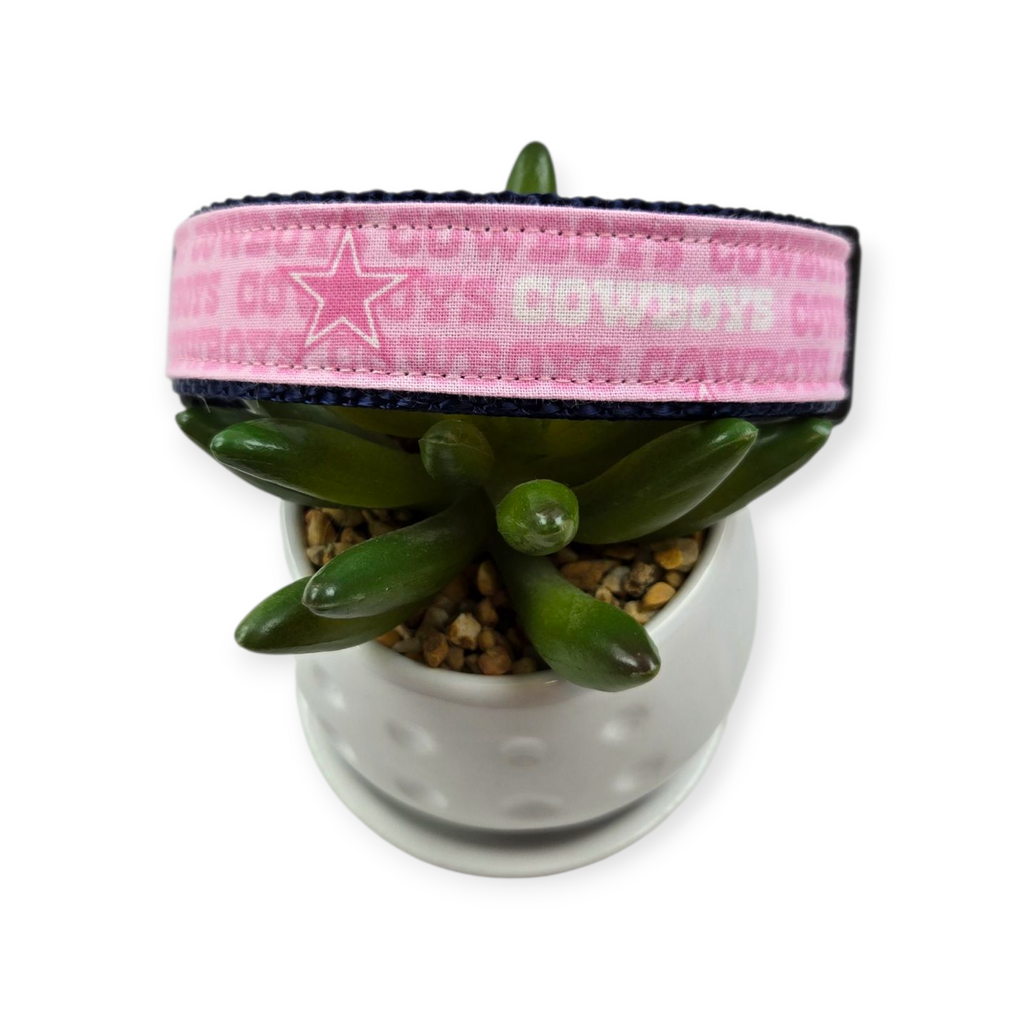 Pink Cowboys (Navy Webbing) Dog collar (Medium, 1" Wide)