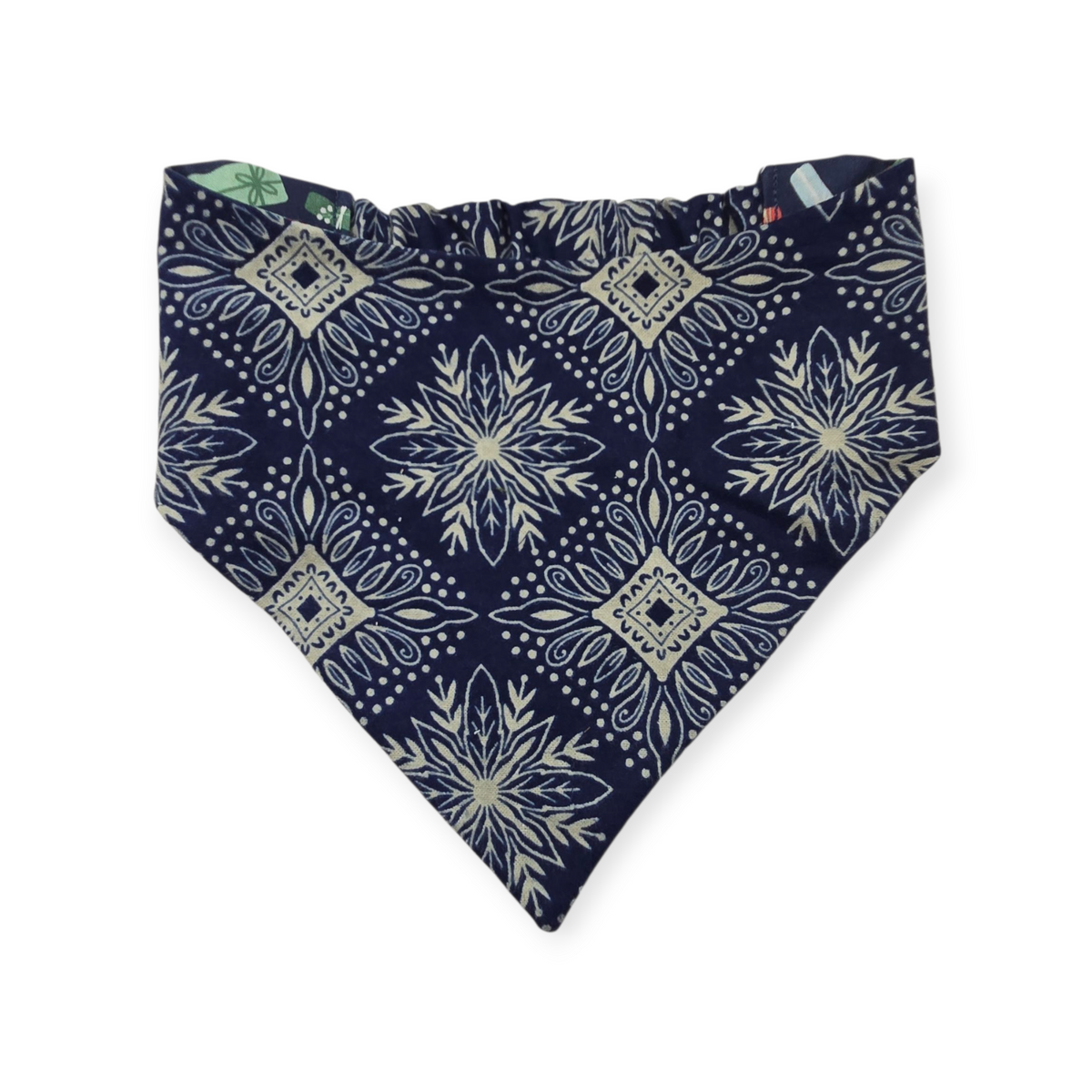 Gift Sniffer/Navy Snowflakes Reversible Slip-on Scrunchie Bandana (Medium)